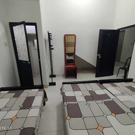 Hotel Rayyan Mahal Puttalam Exteriér fotografie